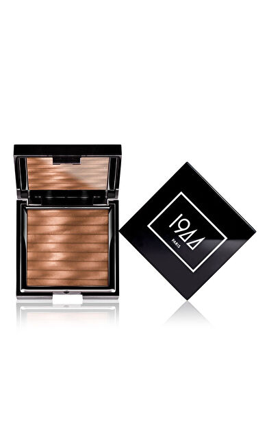 1944 Paris Sun Kissed Bronzer Medium To Dark 9 gr