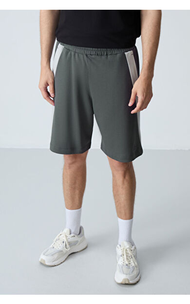 Air Jones Haki Pamuklu Kalın Yumuşak Dokulu Standart Fit Basic Erkek Şort  - 81280