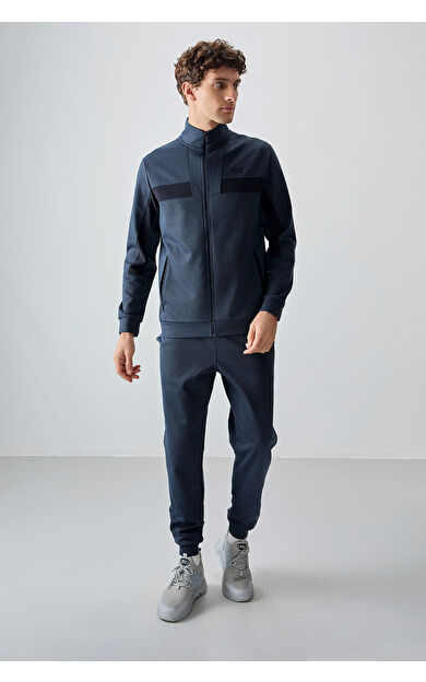 İndigo Yüzeyi Dokulu Standart Fit Nakışlı Erkek Eşofman Takım - 85248