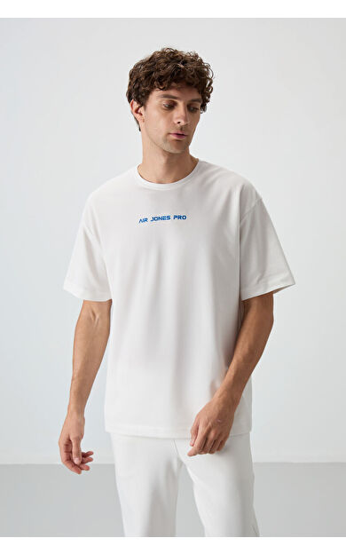 Ekru Pamuklu Kalın Yüzeyi Dokulu Oversize Fit  Baskılı Erkek T-Shirt - 88364