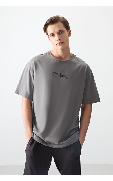 Koyu Gri %100 Pamuk Kalın Yumuşak Dokulu Oversize Fit Baskılı Erkek T-Shirt - 88361
