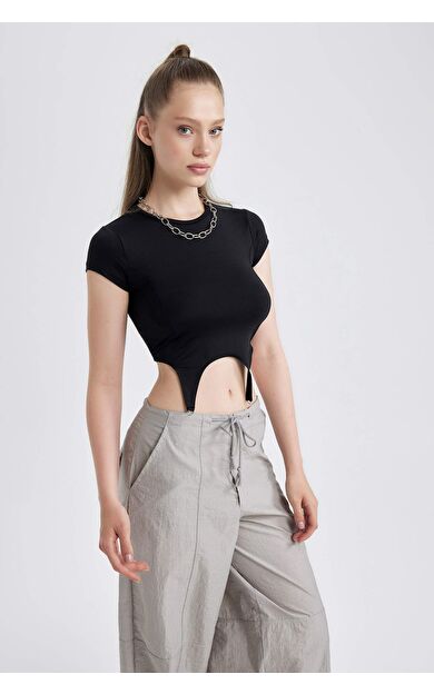 DeFacto DeFactoFit Coool Fitted Kısa Kollu Tişört B2597AX23HSBK81