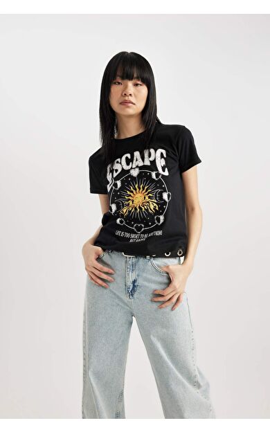 DeFactoFit Coool Fitted Baskılı Kısa Kollu Tişört B7054AX24SMBK81