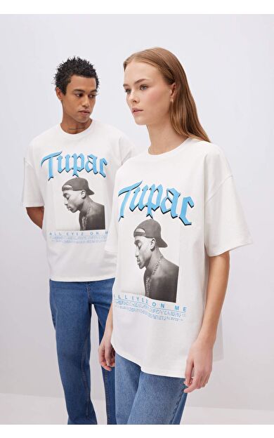 DeFactoFit Coool Tupac Shakur Oversize Fit Bisiklet Yaka Baskılı Kısa Kollu Tişört C3801AX24SMWT32