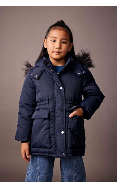 Kız Çocuk Kapüşonlu Suni Kürk Astarlı Mont