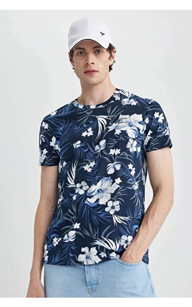 DeFactoFit Slim Fit Bisiklet Yaka Desenli Tişört