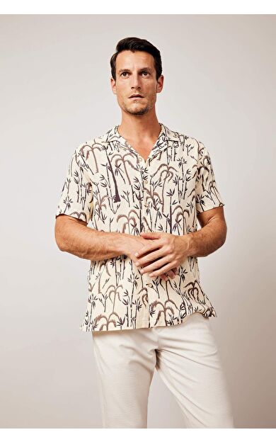 DeFacto Modern Fit Polo Yaka Baskılı Dokuma Kısa Kollu Gömlek