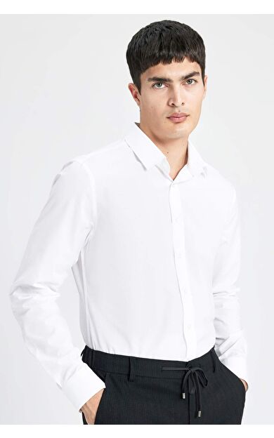 DeFactoFit Slim Fit İtalyan Yaka Non Iron Ütü Gerektirmeyen Uzun Kollu Gömlek A7803AX24SPWT32