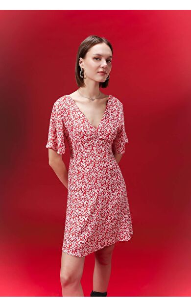 DeFactoFit Sevgililer Günü V Yaka Floral Maroken Mini Kısa Kollu Elbise