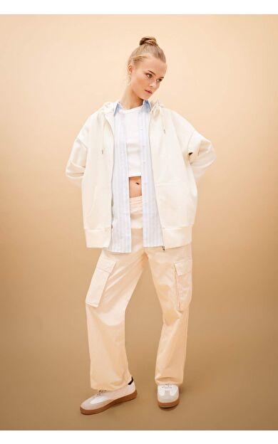 DeFactoFit Straight Fit Kargo Kargo Cepli Yüksek Bel Standart Gabardin Pantolon B0625AX24SPBG359