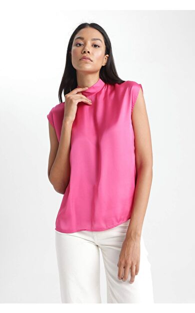 Regular Fit Yarım Balıkçı Yaka Kolsuz Bluz