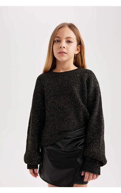 DeFactoFit Kız Çocuk Regular Fit Bisiklet Yaka Kazak B4069A823WNBK27