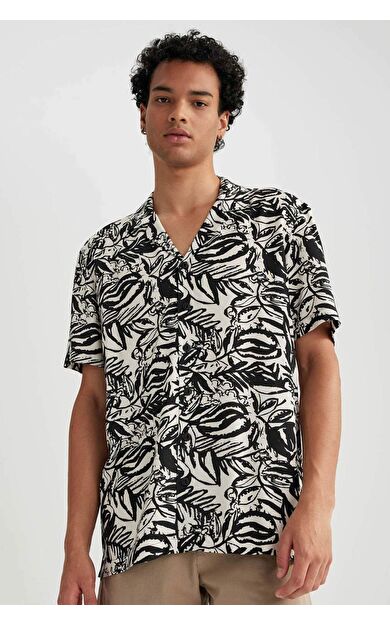 DeFactoFit Regular Fit Baskılı Viskon Kısa Kollu Gömlek