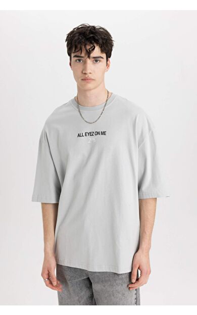 DeFactoFit Tupac Shakur Loose Fit Bisiklet Yaka Baskılı Kısa Kollu Tişört B5519AX24SPGR91