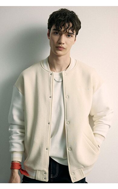 DeFacto Oversize Fit Kolej Yaka Bomber Slogan Baskılı İçi Yumuşak Tüylü Kalın Sweatshirt Kumaşı Hırka