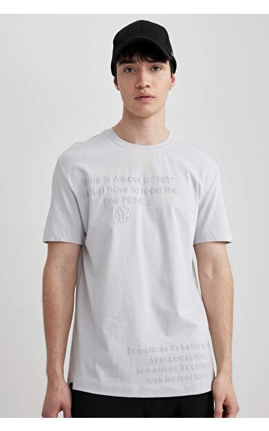 DeFactoFit Regular Fit Bisiklet Yaka Baskılı Kısa Kollu Tişört B8480AX24SMGR184