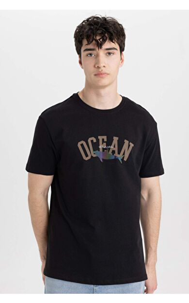 DeFactoFit Regular Fit Bisiklet Yaka Baskılı Kısa Kollu Tişört B8935AX24SMBK81