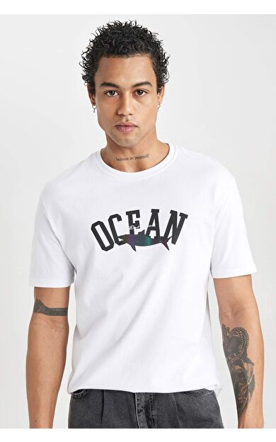 DeFactoFit Regular Fit Bisiklet Yaka Baskılı Kısa Kollu Tişört B8935AX24SMWT34