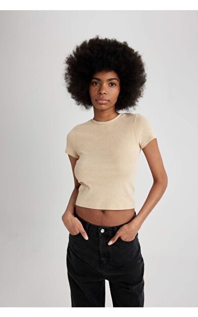 DeFactoFit Fitted Bisiklet Yaka Kısa Kollu Tişört B9229AX24SMBG788