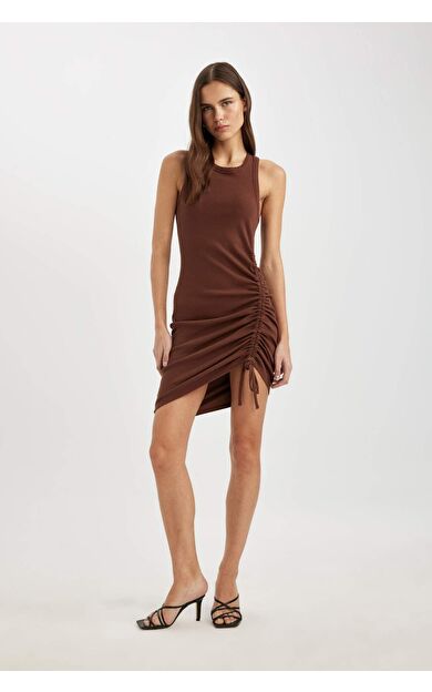 DeFactoFit Bodycon Yuvarlak Yaka Fitilli Kaşkorse Kolsuz Mini Elbise