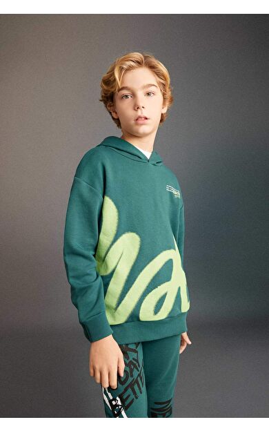 DeFactoFit Erkek Çocuk Oversize Fit Kapüşonlu Sweatshirt C0356A823CWGN1024