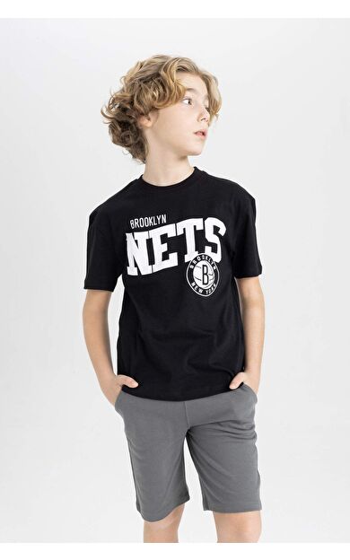 DeFactoFit Erkek Çocuk NBA Brooklyn Nets Oversize Fit Bisiklet Yaka Kısa Kollu Tişört