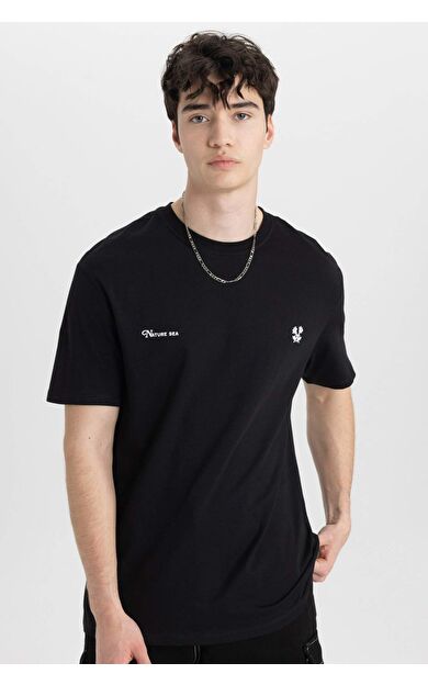 DeFactoFit Regular Fit Bisiklet Yaka Baskılı Kısa Kollu Tişört C2117AX24SMBK81