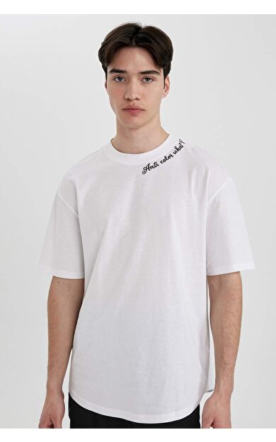 DeFactoFit Comfort Fit Bisiklet Yaka Baskılı Kısa Kollu Tişört C2135AX24SMWT34