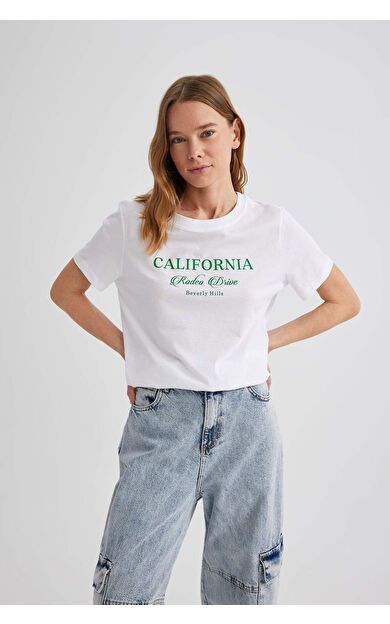 DeFactoFit Regular Fit Bisiklet Yaka Kısa Kollu Tişört C2582AX24SMWT34