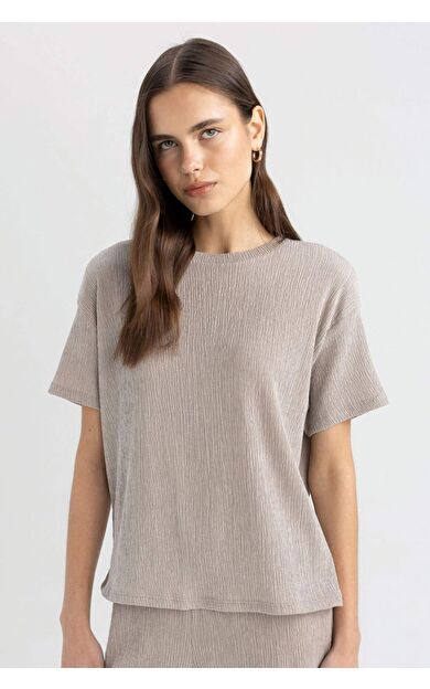 DeFactoFit Relax Fit Bisiklet Yaka Kısa Kollu Tişört C3843AX24SPGR302