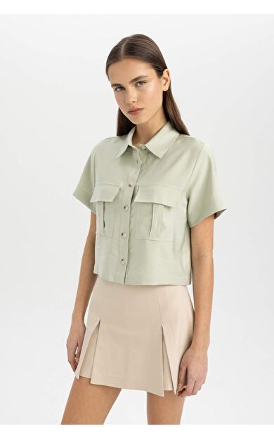 DeFactoFit Crop Gömlek Yaka Tensel Kısa Kollu Gömlek C4784AX24SMGN1156