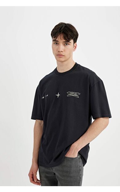 DeFactoFit Oversize Fit Bisiklet Yaka Sırt Baskılı Kısa Kollu Tişört C7161AX24SMAR138