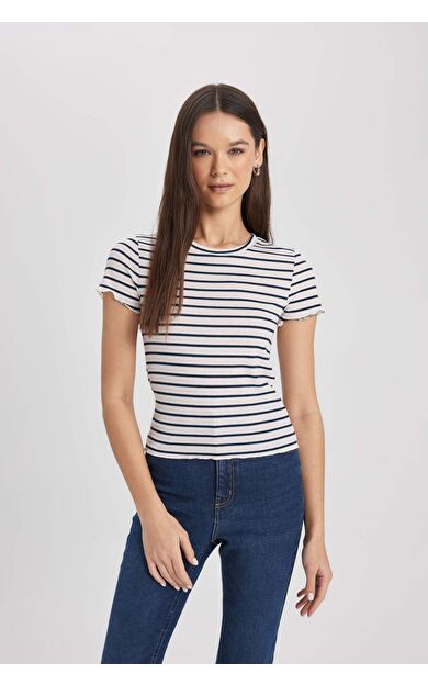 DeFactoFit Fitted Bisiklet Yaka Çizgili Kısa Kollu Tişört K1965AZ24SMNV147