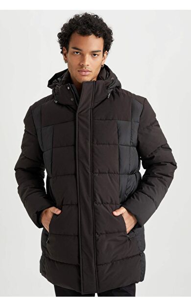 DeFacto Slim Fit Kapüşonlu Suni Kürk Astarlı Parka U4360AZ23WNBK27