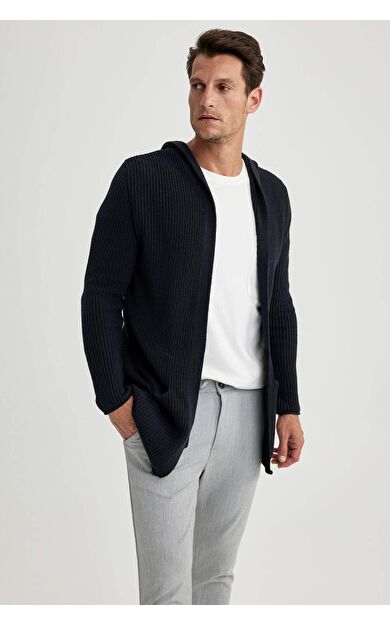 Standart Fit Kapüşonlu Triko Hırka