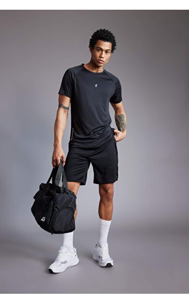 DeFactoFit Slim Fit Sporcu Premium Şort V3030AZ24SPBK81