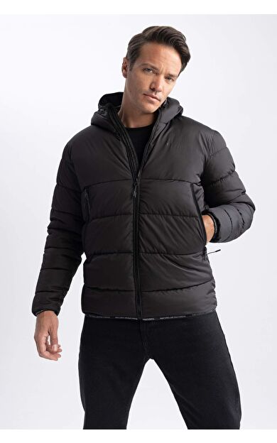 DeFactoFit Regular Fit Kapüşonlu Puffer Şişme Mont