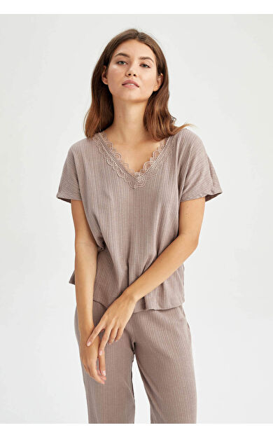 DeFacto Fall in Love Regular Fit V Yaka Kısa Kollu Pijama Üstü