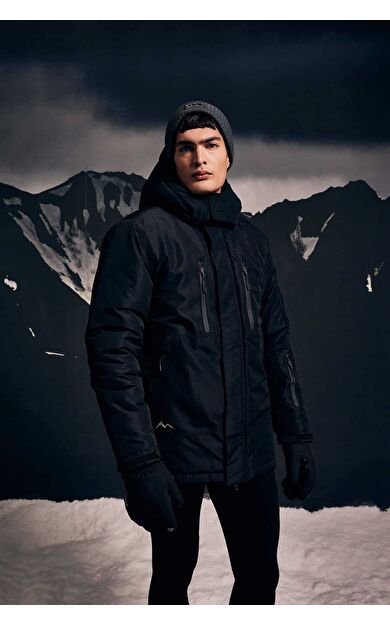 DeFacto Su İtici Regular Fit Kapüşonlu Polar Astarlı Kayak Kıyafeti Mont X7422AZ23WNBK81