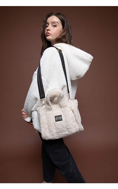 Kadın Pelüş Çapraz Çanta