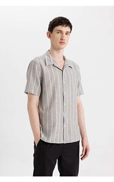 DeFactoFit Regular Fit Polo Yaka Pamuklu Kısa Kollu Gömlek Z7344AZ24SMKH158