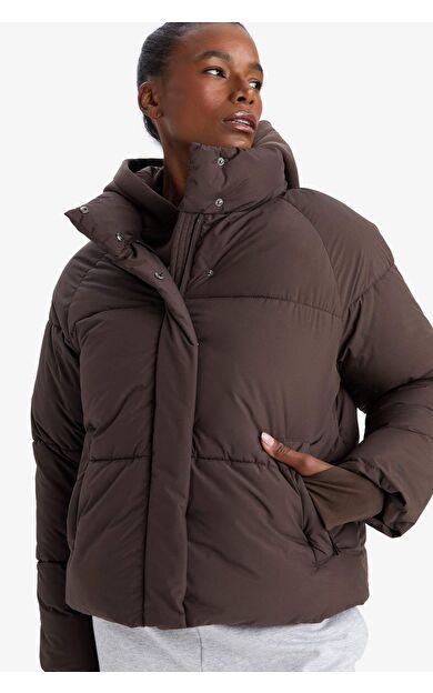 DeFactoFit Rüzgar Geçirmez Su Geçirmez Regular Fit Fermuarlı Çıtçıtlı Şişme Mont