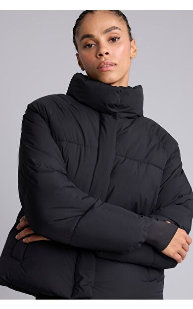 DeFacto Rüzgar Geçirmez Su İtici Regular Fit Dik Yaka Reglan Kol Kışlık Şişme Mont