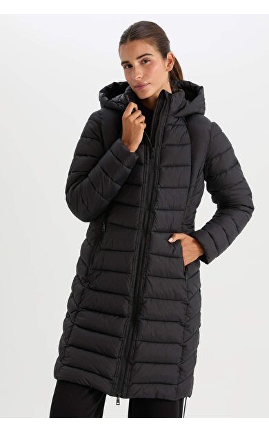 DeFacto DeFactoFit Su İtici Uzun Şişme Mont Parka Kapüşonlu Slim Fit Dar Kesim Kapitoneli Fermuarlı Cepli