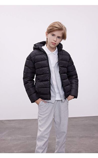 DeFacto Erkek Çocuk Su İtici Kapüşonlu Şişme Mont A1875A824AUBK27