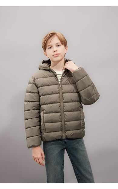 DeFacto Erkek Çocuk Su İtici Kapüşonlu Şişme Mont A1875A824AUKH210
