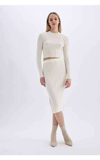 Coool Slim Fit Yırtmaçlı Triko Midi Etek