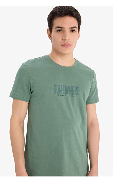 DeFacto Slim Fit Dar Kesim Bisiklet Yaka Baskılı Kısa Kollu Tişört A2645AX25SMGN1090