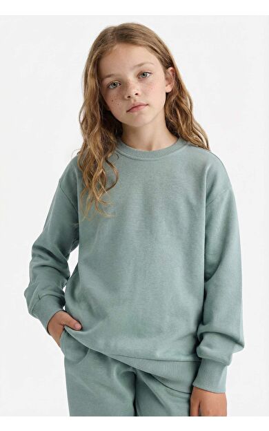 DeFacto Kız Çocuk Relax Fit Bisiklet Yaka Basic Düz Sweatshirt A2797A825AUGN1129