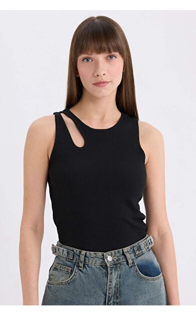 DeFacto Slim Fit Dar Kesim Bisiklet Yaka Fitilli Kaşkorse Siyah Atlet